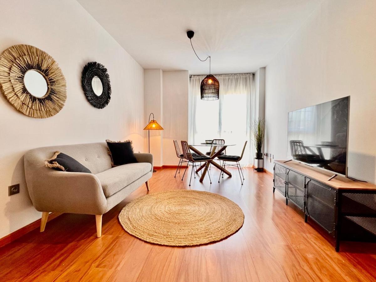 Homely Malaga Av Rosaleda Centro Historico Экстерьер фото