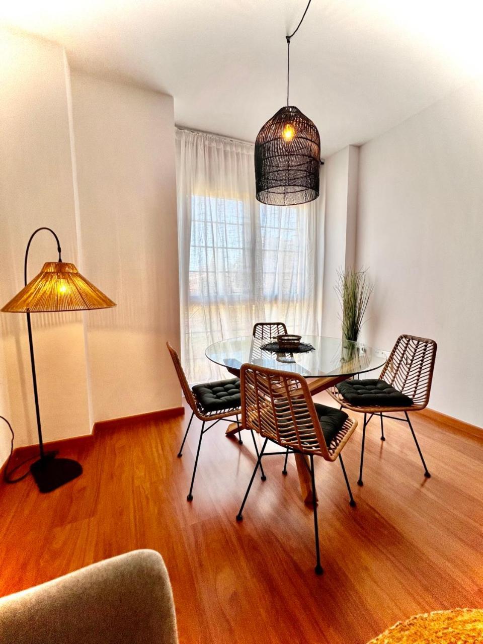 Homely Malaga Av Rosaleda Centro Historico Экстерьер фото